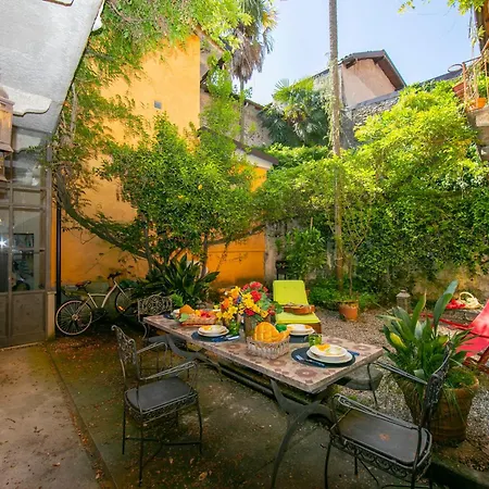 Residenza Il Glicine Di - Happy Villa Lesa